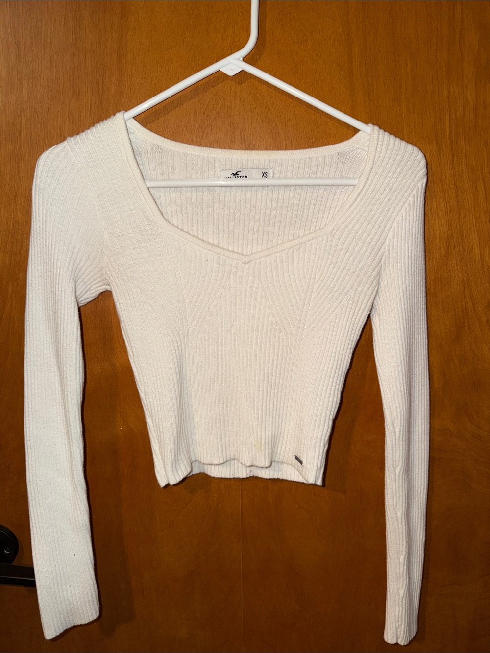Hollister Off-White Ribbed V-Neck Long Sleeve Top